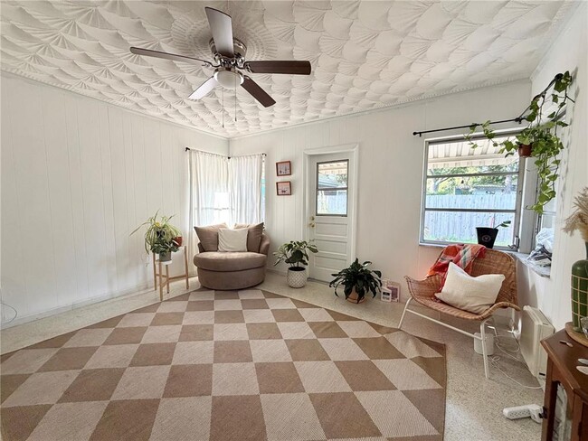 Building Photo - 5220 23rd Ave S