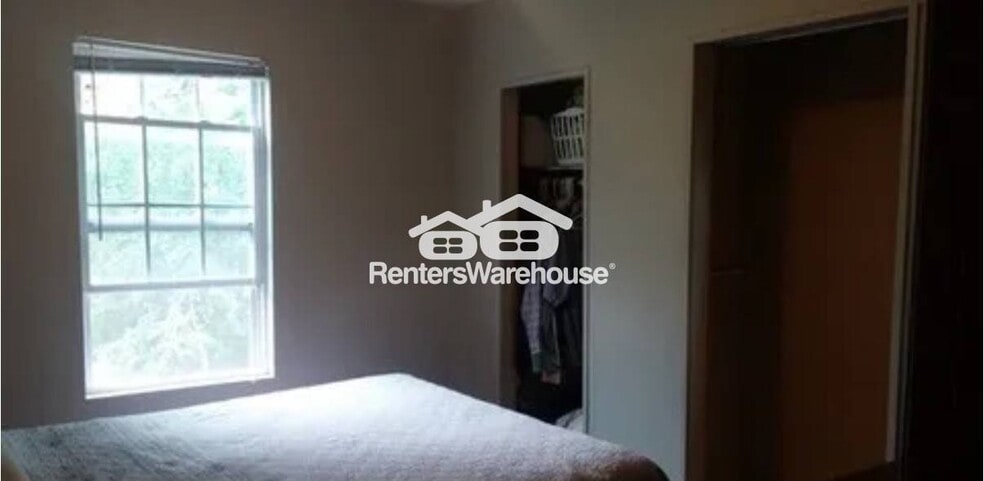 Building Photo - 752 Carroll Ave