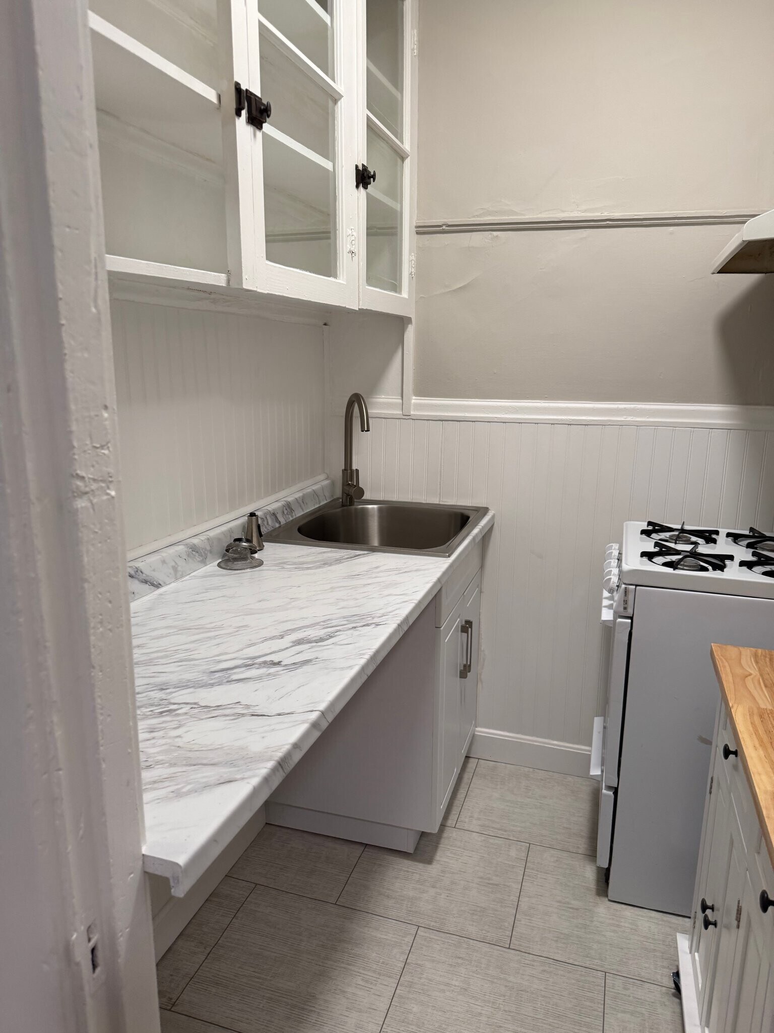 Building Photo - 110 High St