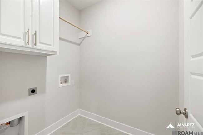 Building Photo - 7619 Silverside Cove Ave