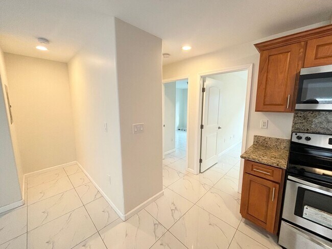 Building Photo - 118 Kaloko Lane