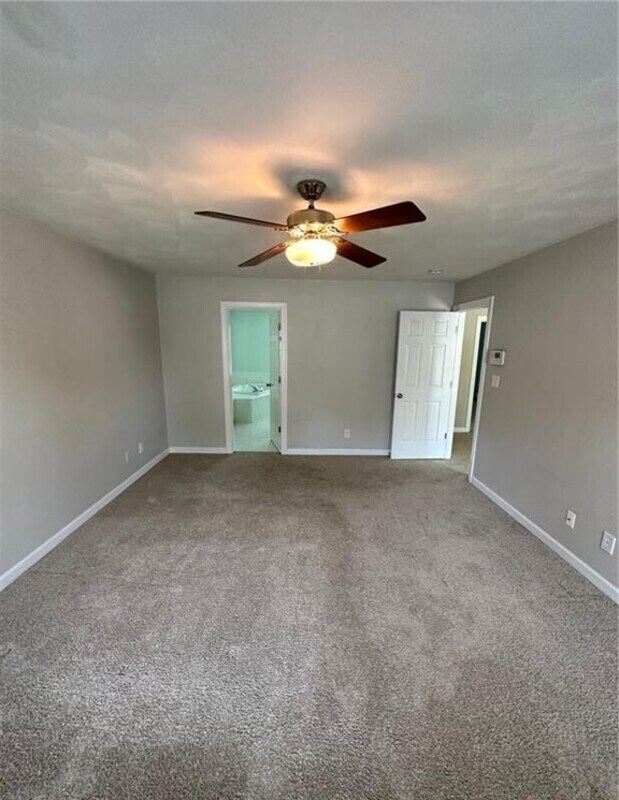 Building Photo - 914 Keeling Dr
