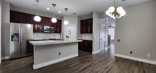 Building Photo - 7702 Anselmo Ln
