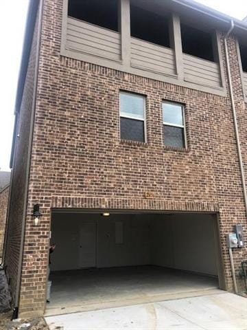 Building Photo - 2456 Klamath Dr