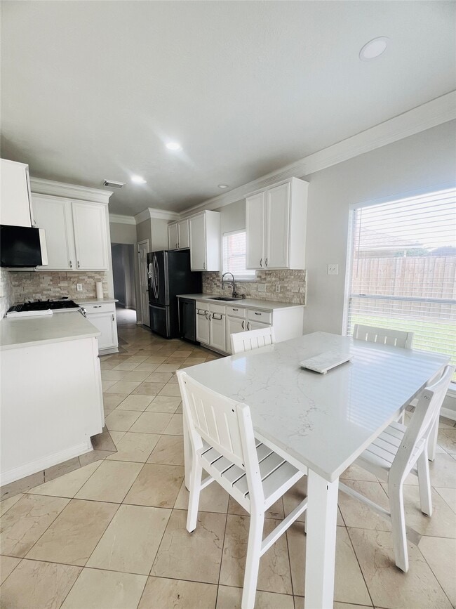 Building Photo - 8511 Nashwood Ct