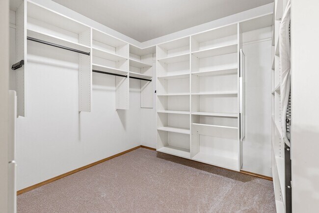 Building Photo - 4 bed 2.5 bath Snoqualmie Ridge