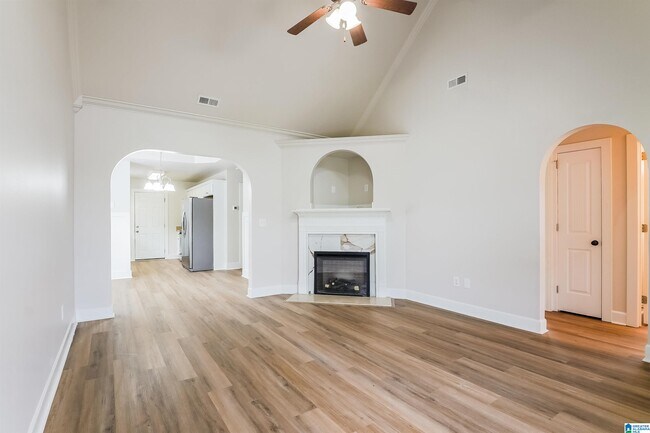 Building Photo - 181 Creekstone Tr
