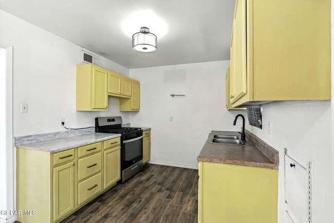 Building Photo - 5312 Capistrano Dr