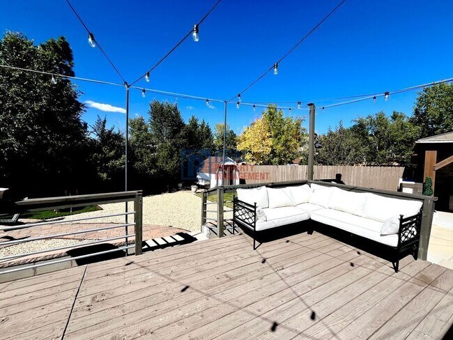 Building Photo - 3640 Inspiration Dr