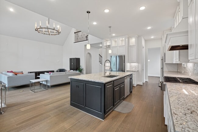 Building Photo - 79 N Curly Willow Cir