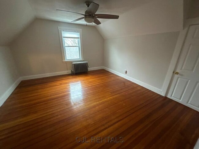 Building Photo - 145 Albion St