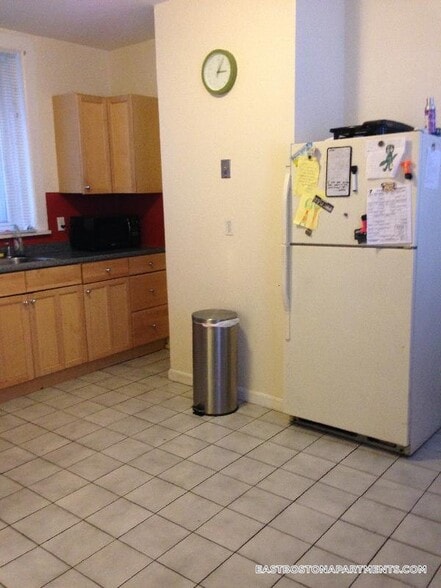 Building Photo - 59 Lubec St