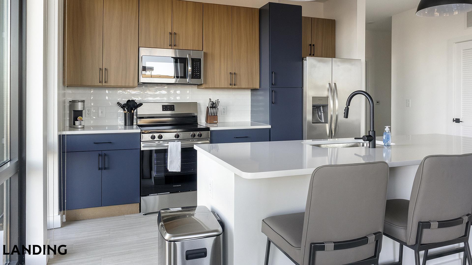 Building Photo - 1007 S Mint St