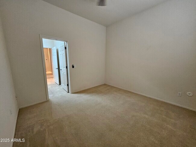 Building Photo - 13144 S 182nd Ave