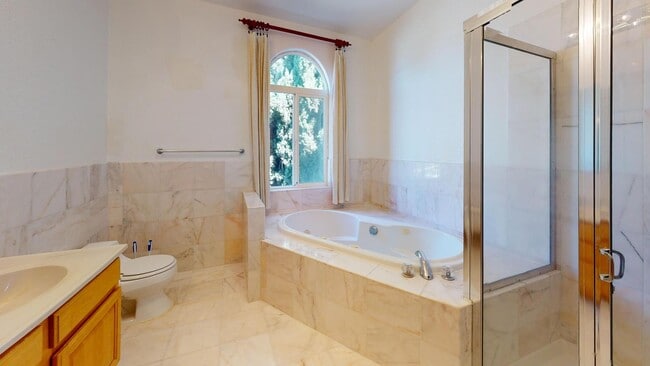Building Photo - 10610 Morengo Dr