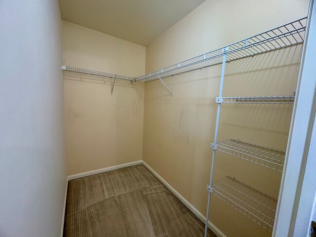 Building Photo - 2 Bedroom 2.5 Bathroom Townhome in Mechani...