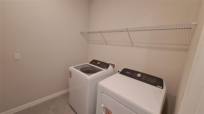 Building Photo - 2084 Branched Oak Rd