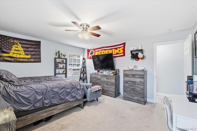 Building Photo - 67 Thoreau Ct