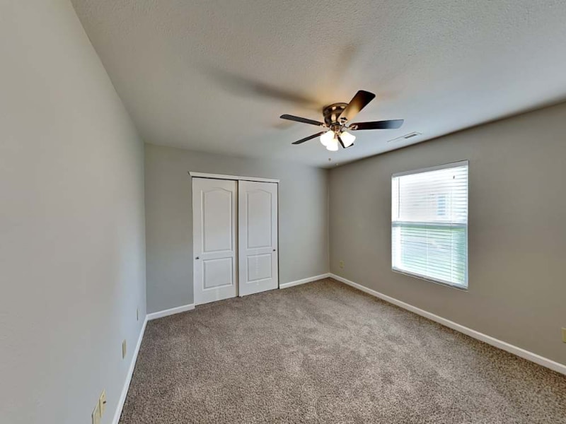 Building Photo - 934 Littleton Dr