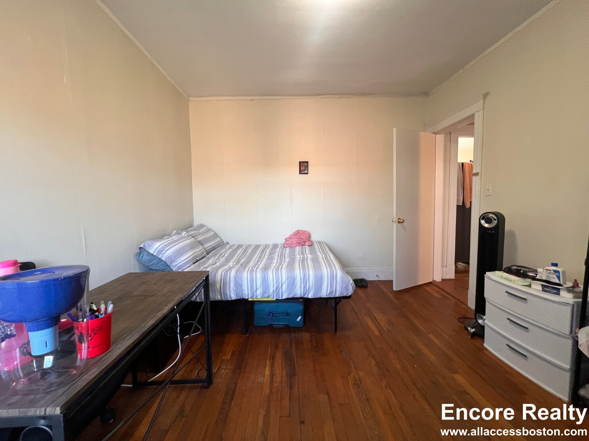 Building Photo - 1630 Commonwealth Ave