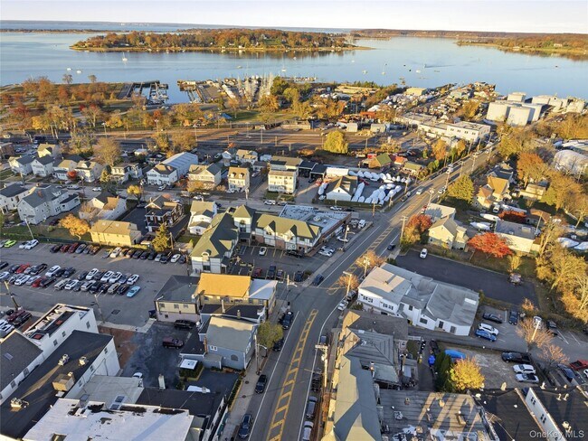 Building Photo - 62 South St