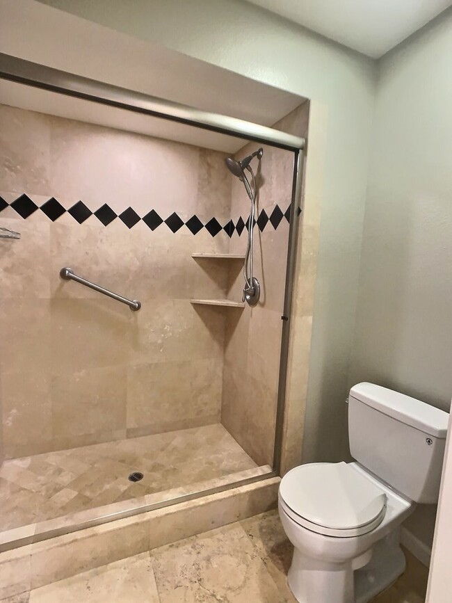 Building Photo - Dry Creek Village Townhouse!