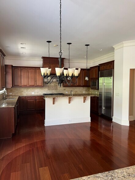 Kitchen - 440 Wembley Cir