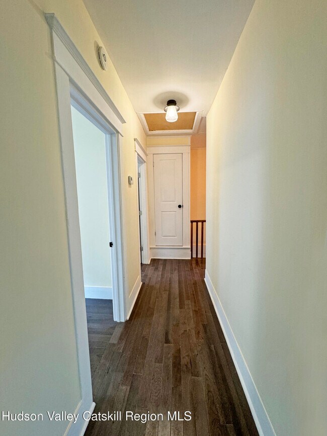 Building Photo - 2476 W Main St