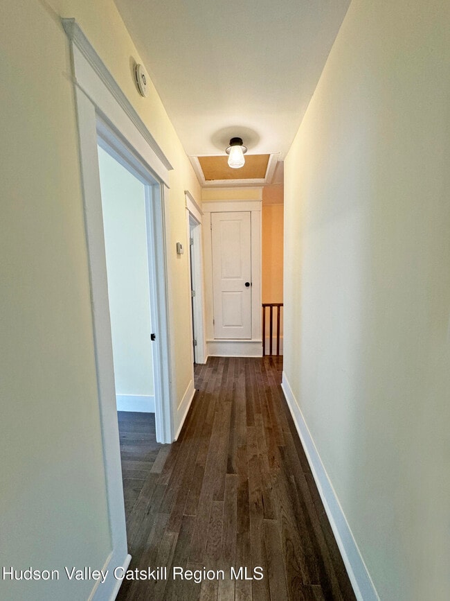 Building Photo - 2674 W Main St