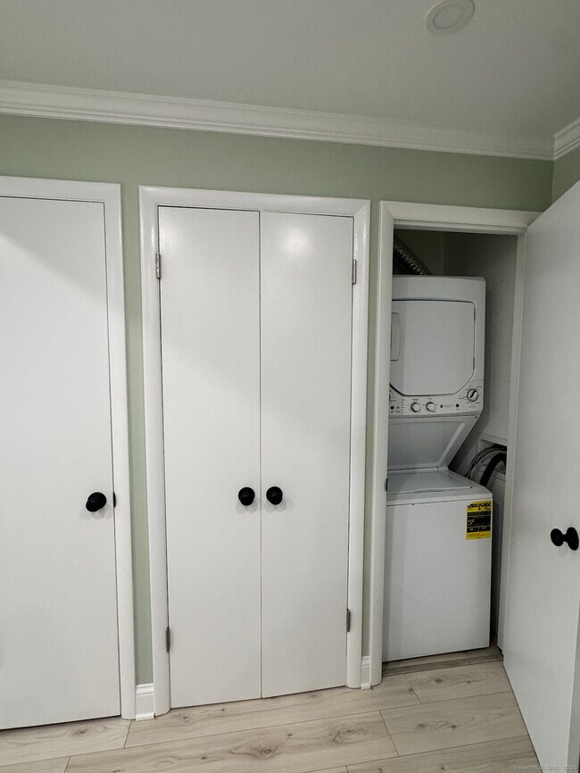 Building Photo - 1455 Madison Ave