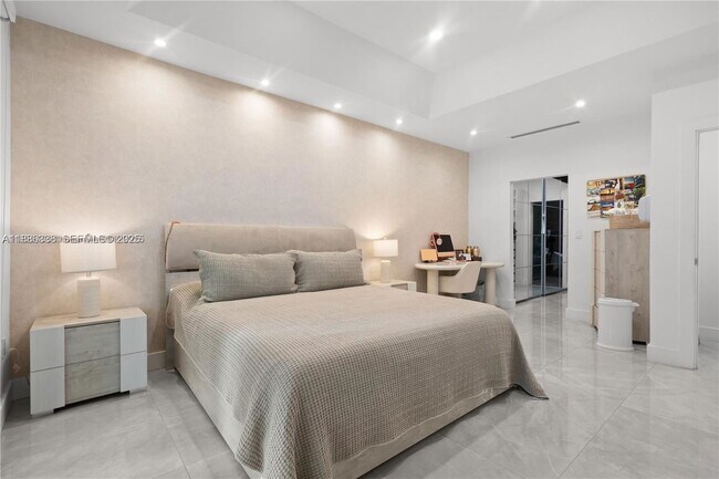 Building Photo - 3634 SW 156th Ct