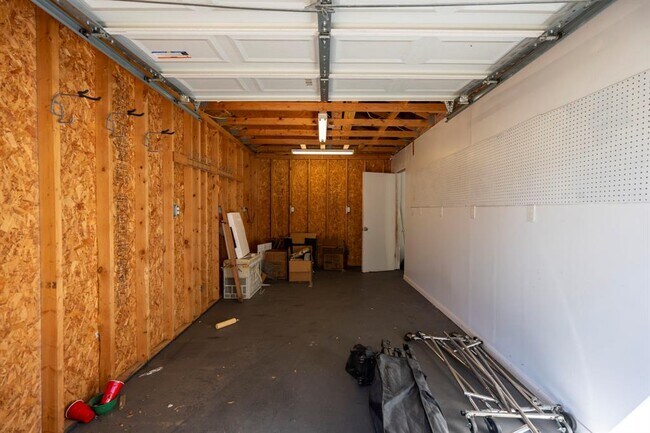 Building Photo - 8403 Sage Mountain Dr