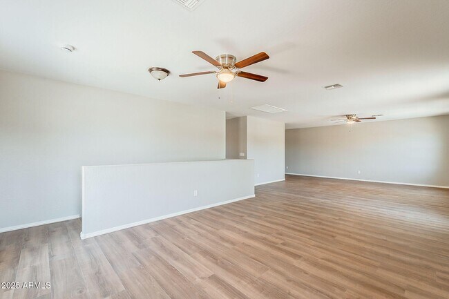 Building Photo - 3122 W Apollo Rd