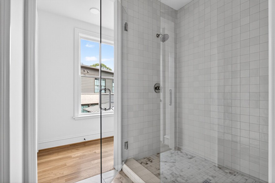 Primary Bath Shower to Closet - 100 Sheridan Dr NE