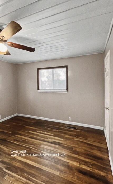 Building Photo - Beautiful 3 Bed and 2 Bath Home in Rossville