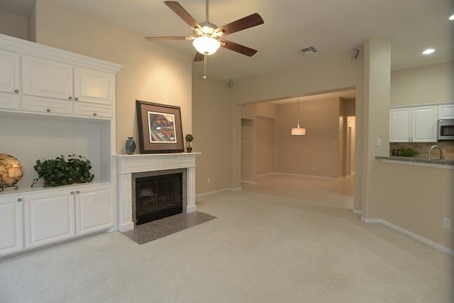 Building Photo - 67 N Veranda Ridge Dr
