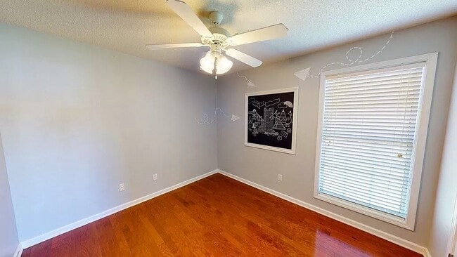Building Photo - 344 Brushfire Dr