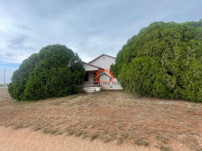 Primary Photo - Charming Country home. 2 bed 1 bath