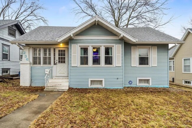 Street View - 236 Arden St