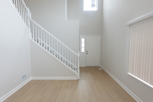 Building Photo - 3430 Blue Ridge Dr