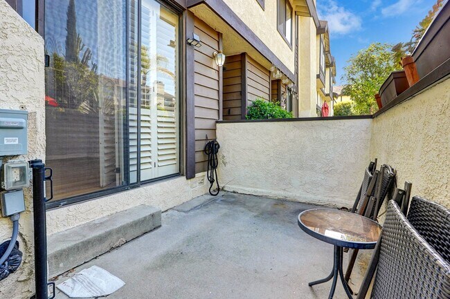 Building Photo - 19355 Sherman Way