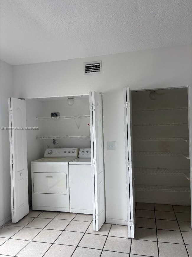 Building Photo - 8340 NW 103rd St