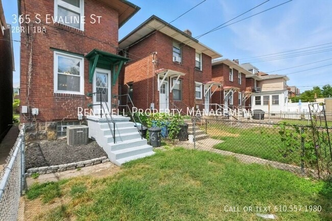 Building Photo - 365 S Evaline St