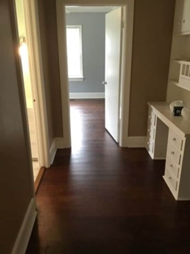 Building Photo - 3 Bed 1 Bath House in Washington