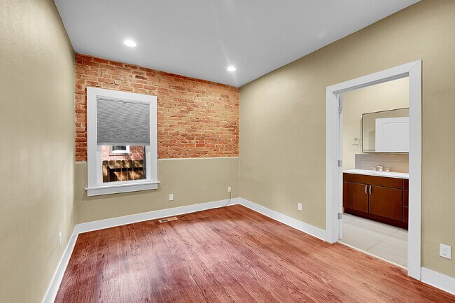 Building Photo - $3,700- Charming and Updated 4 bed, 3 bath Home in West Highland Denver!