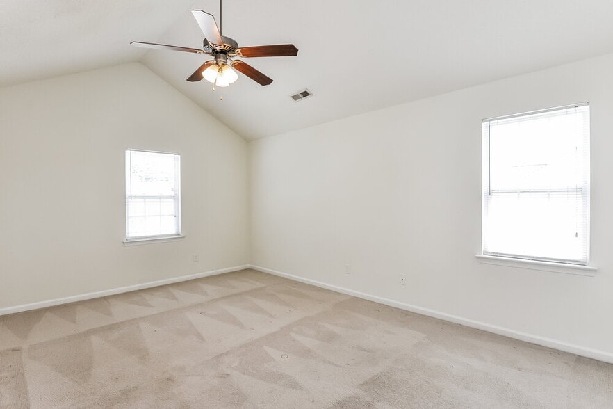 Building Photo - 6802 Paint Rock Ln