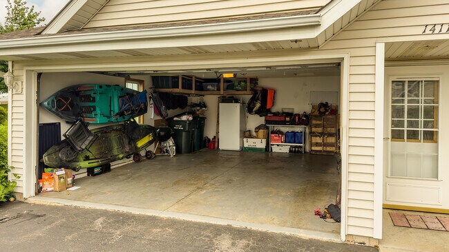 Building Photo - 1411 Watercress Cir