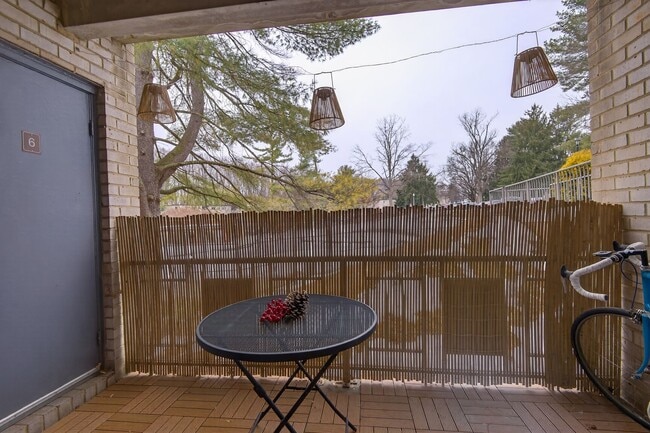 Building Photo - 12301 Braxfield Ct