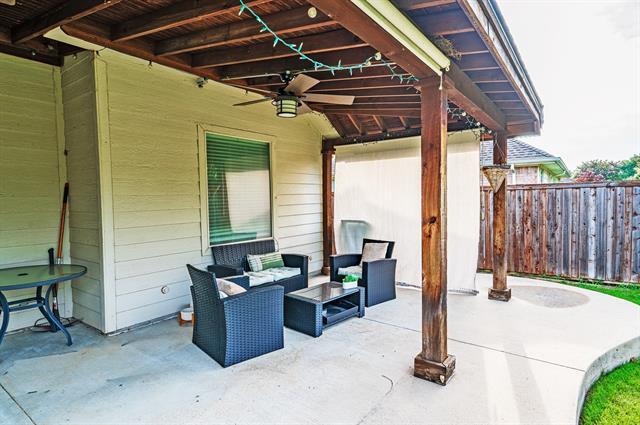 Building Photo - 8309 Green Ash Dr