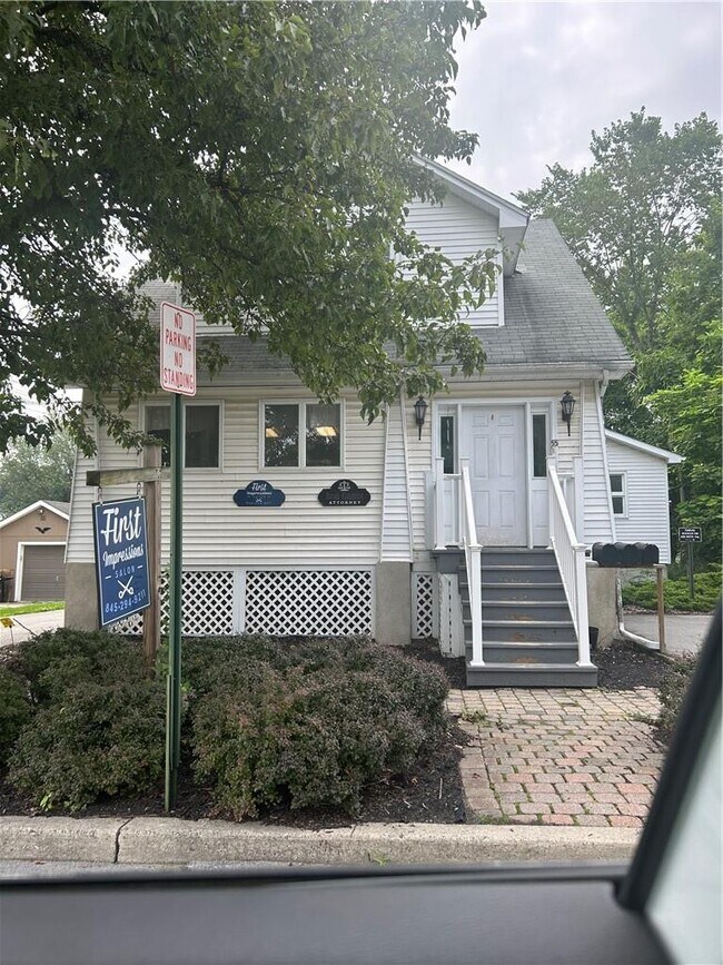 Primary Photo - 55 St John St